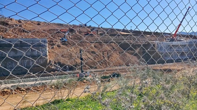 Obras línea férrea alta velocidad Málaga.