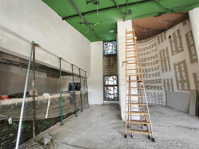 El Ayuntamiento ultima la rehabilitación de los aseos y la cafetería del La Grajera, con previsión de acabar en mayo