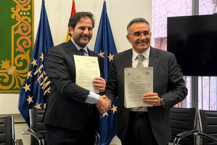 Momento de la firma del acuerdo