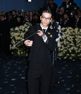 Archivo - May 5, 2025, New York, Ny, United States: Central Cee attends the 2025 Met Gala Celebrating Superfine: Tailoring Black Style at Metropolitan Museum of Art in New York. May 5, 2025.