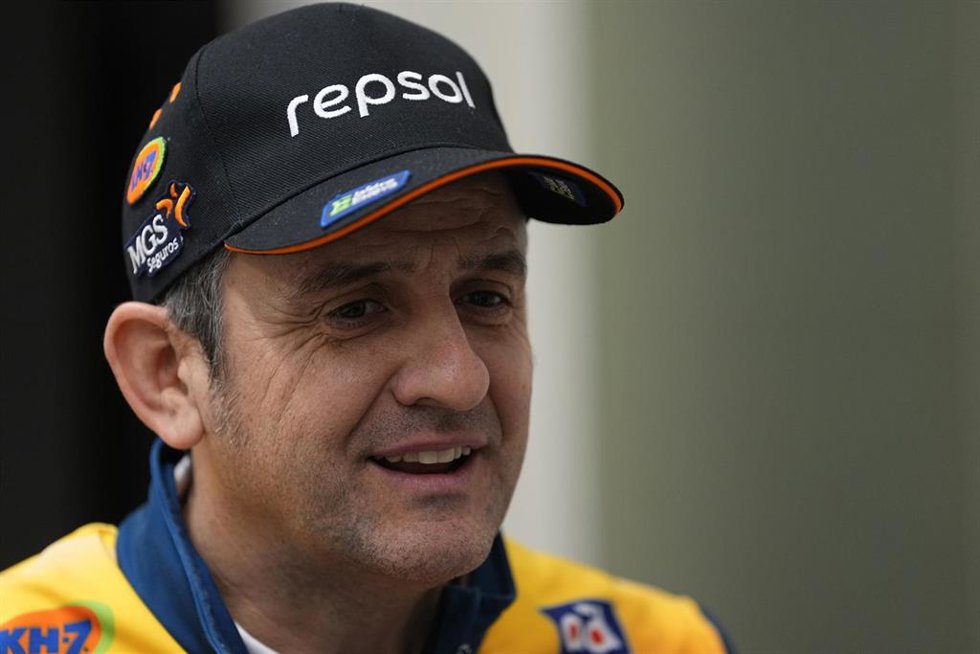 Archivo - El piloto español Isidre Esteve (Repsol Toyota Rally Team), en una entrevista a Europa Press. 