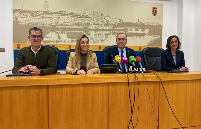 El alcalde de Talavera de la Reina, José Julián Gregorio