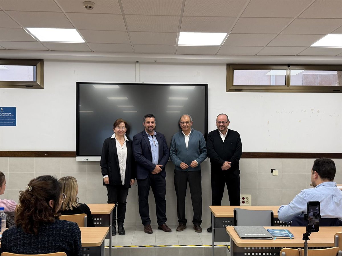 La UCAM y Ucomur convocan el Premio Transfer-ES de economía social