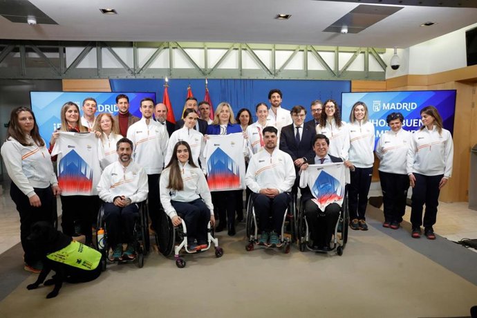 Recepción al al equipo español de los Juegos Paralímpicos de Milán-Cortina en el Palacio de Cibeles