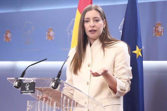 La portavoz del PP en el Congreso, Ester Muñoz, durante una rueda de prensa en el Congreso de los Diputados, a 17 de marzo de 2026, en Madrid (España).