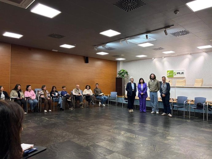 Sesión para dar a conocer el nuevo servicio