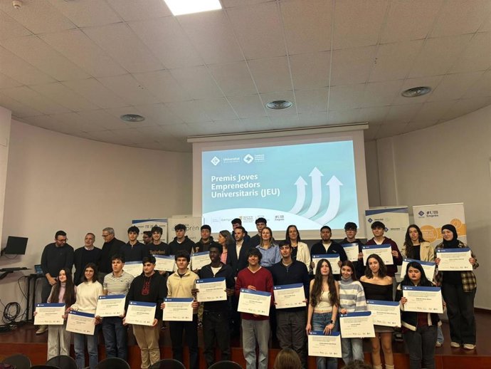 Entrega de los premios Jóvenes Emprendedores Universitarios
