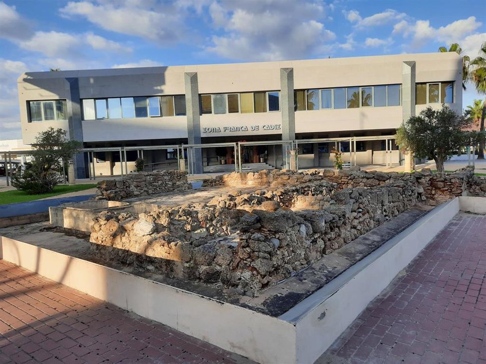 Archivo - Sede de Zona Franca de Cádiz.