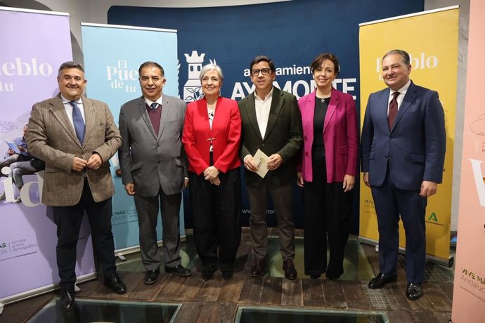 Inauguración en Ayamonte (Huelva) de la Jornada 'El pueblo de tu vida. Oportunidades y futuro para el territorio andaluz'.