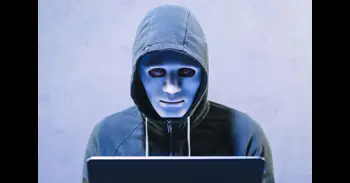 Los 'deepfakes' se profesionalizan con modelos de IA: hacen más de cien videollamadas al día para engañar a sus víctimas