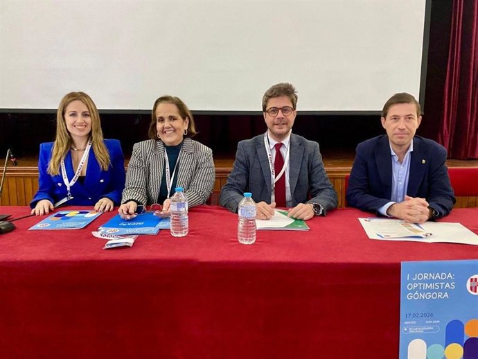 Asistentes a la I Jornada Optimistas Góngora sobre emprendimiento en el propio instituto.