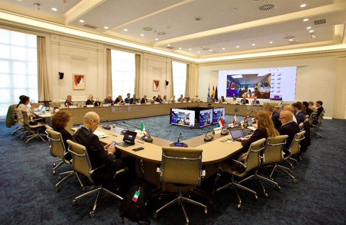 Transportes renueva el compromiso de España con la Conferencia Europea de Aviación Civil.