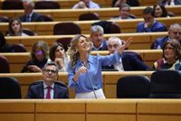 El PP llama a Yolanda Díaz "lavadora estropeada" y esta le afea que "votan en contra de todo" lo que beneficia a mujeres