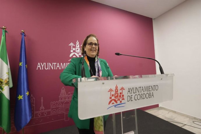 La teniente de alcalde delegada de Economía y Hacienda en el Ayuntamiento de Córdoba, Blanca Torrent.
