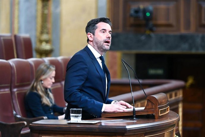 El diputado del PSOE por Zamora Antidio Fagúndez Campo interviene durante una sesión plenaria en el Congreso de los Diputados, a 17 de marzo de 2026, en Madrid (España).