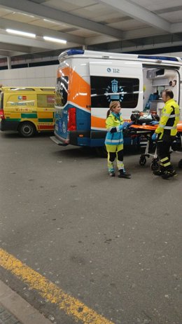 SUMMA112 atiende a un motorista en estado crítico tras sufrir una colisión con un turismo