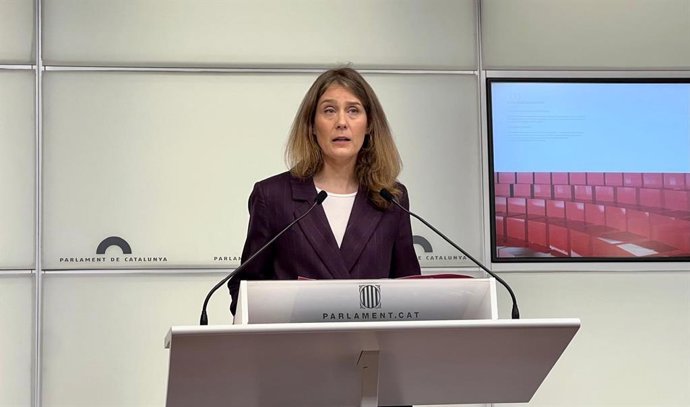 La presidenta de los Comuns en el Parlament, Jéssica Albiach, en una rueda de prensa este miércoles