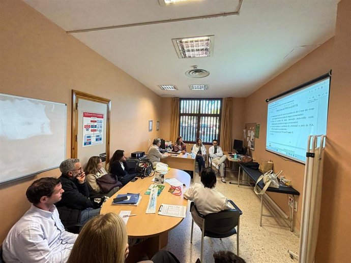 Sesiones formativas centradas en los estudios diagnósticos con PET-PSMA en el Virgen del Rocío de Sevilla