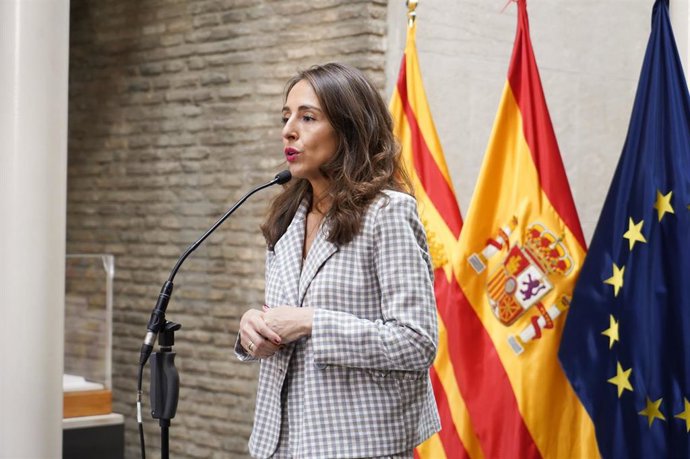 La presidenta de las Cortes de Aragón, María Navarro.