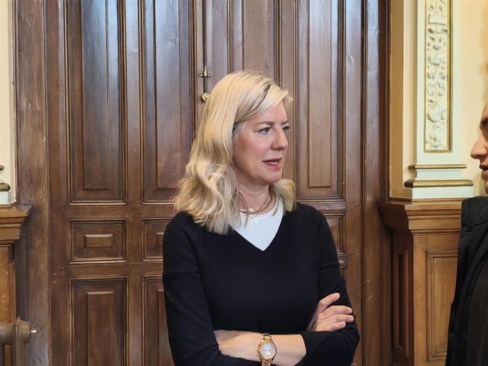 La portavoz del Grupo Municipal Vox de Valladolid, Irene Carvajal, en el Ayuntamiento.