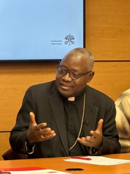 El arzobispo de Abuja, Nigeria, Ignatius Ayau Kaigama.