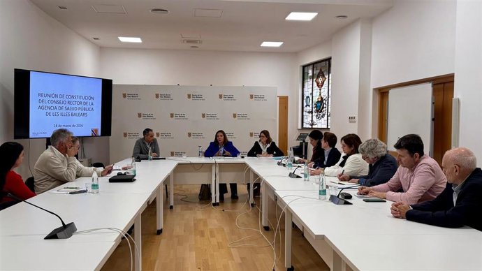 Reunión para poner en marcha la Agencia de Salud Pública de Baleares.