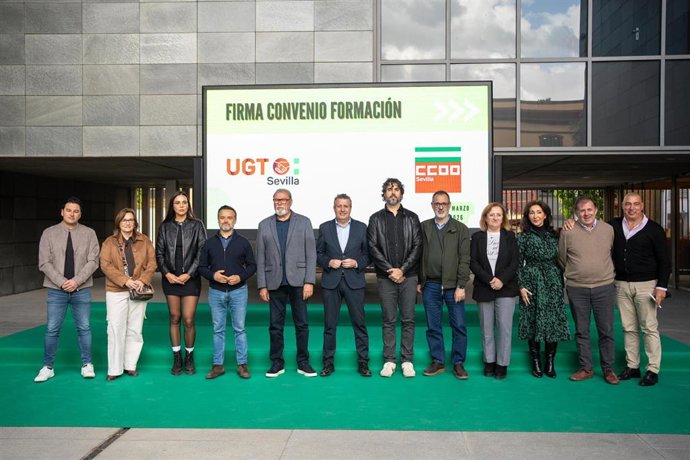 Firma de convenios de colaboración entre la Diputación de Sevilla y los sindicatos CCOO y UGT