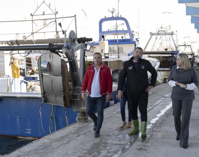 Archivo - Arxiu - Diputació destina 30.000 euros a les 5 confraries de pescadors  de la província