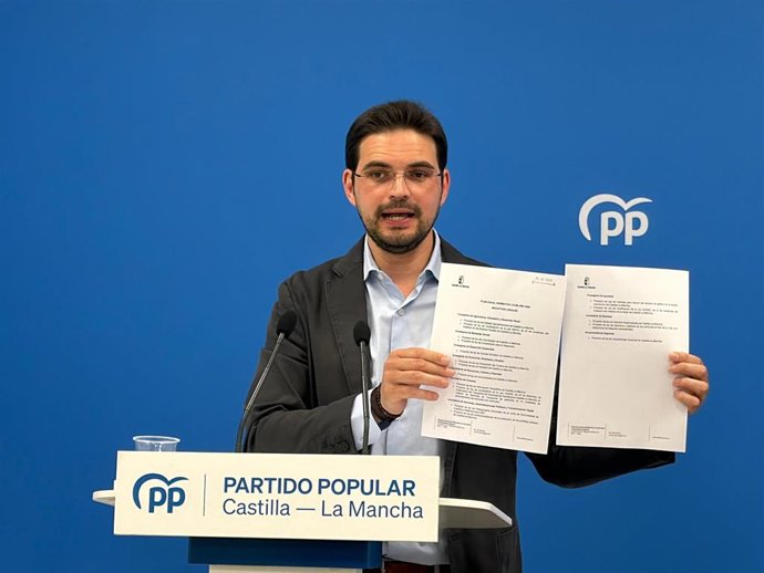 El vicesecretario de Comunicación del PP de C-LM, Santiago Serrano.