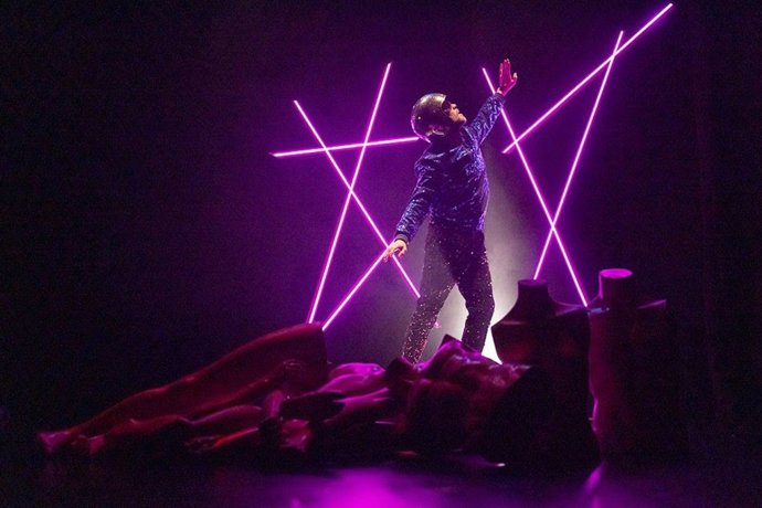 Imagen del montaje titulado"Lo peor que le puede pasar a un niño".