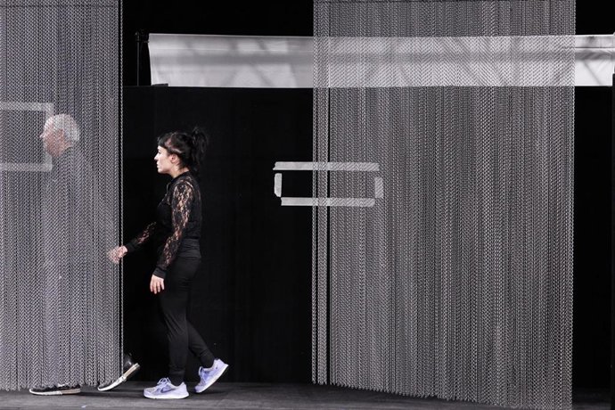 El CDN acoge la obra 'Utopía en llamas' denunciando la trata de mujeres y a "los hombres que la hacen posible"