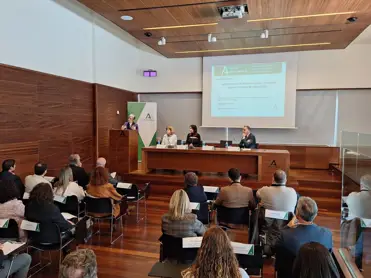 La viceconsejera de Justicia, Administración Local y Función Pública, Ana Corredera, participa en una jornada sobre la formación de especialistas en Medicina Legal y Forense