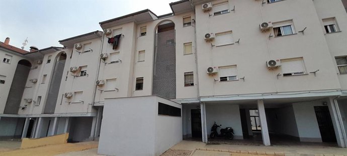 Imagen de archivo de viviendas públicas en la barriada Guadalquivir.