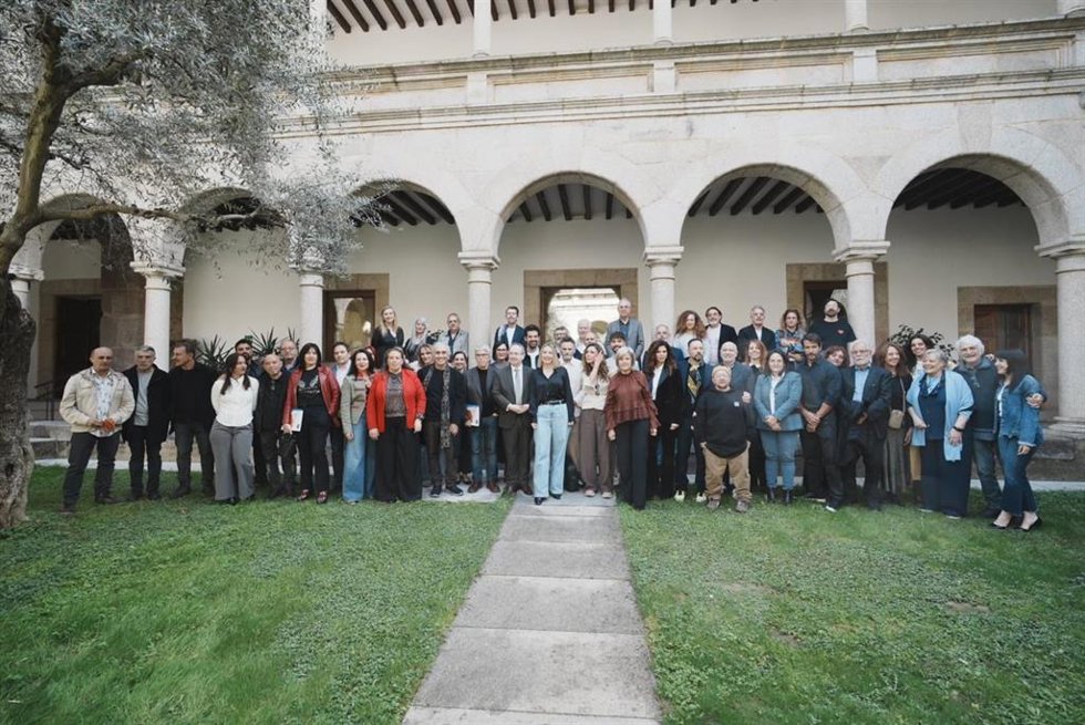 Foto de familia de la presentación de la programación del Festival de Teatro Clásico de Mérida
