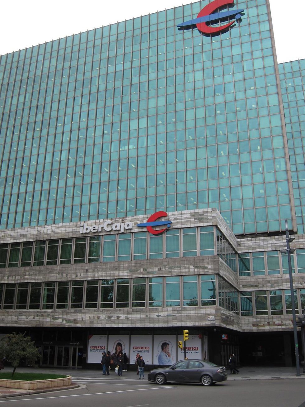 Archivo - Sede central de Ibercaja en Zaragoza