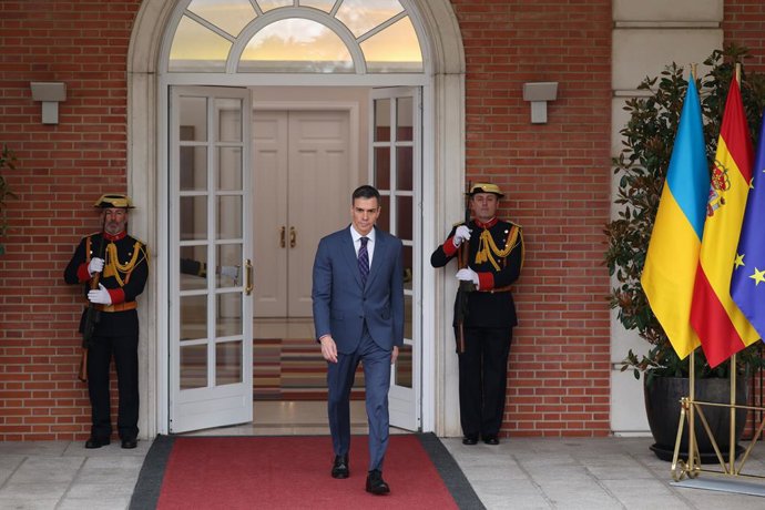 O presidente do Governo, Pedro Sánchez, no Palácio de Moncloa, em 18 de março de 2026, em Madri (Espanha). Sánchez se reúne novamente nesta quarta-feira, 18 de março, com Zelenski, na que é a quarta visita à Espanha de seu homólogo ucraniano.