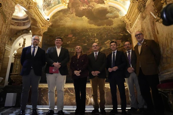 La alcaldesa de Granada, Marifrán Carazo, en las obras de restauración de las obras del convento de Santo Domingo.