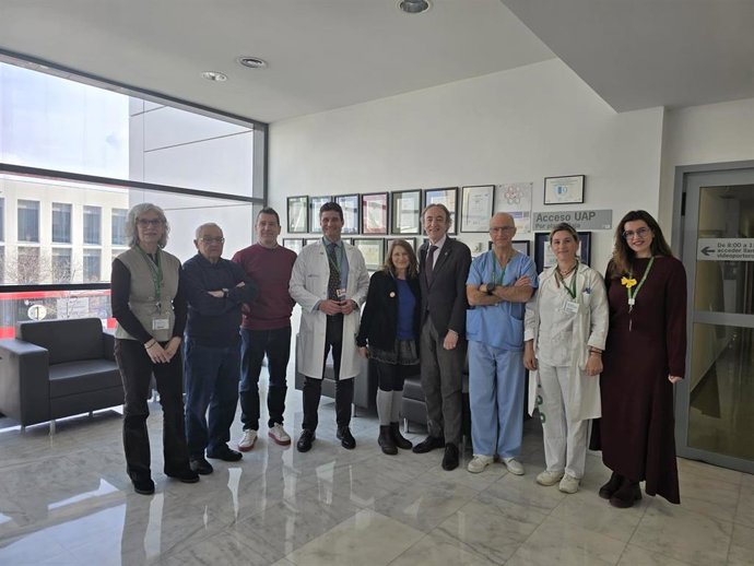 El Hospital Universitario Clínico San Cecilio ha suscrito un convenio de colaboración con la Asociación de Pacientes Cardíacos de Granada y Provincia.