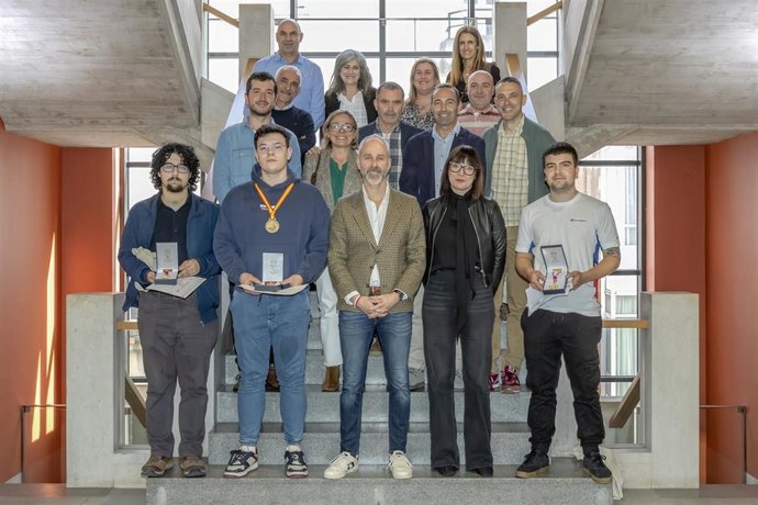 El Consejero De Educación, Formación Profesional Y Universidades, Sergio Silva, Asiste A La Entrega De Medallas De Excelencia A Los Ganadores De La Última Edición De Las Spain Skills.