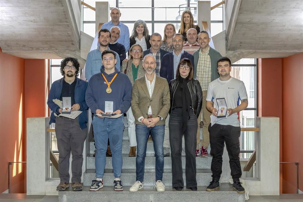 El Consejero De Educación, Formación Profesional Y Universidades, Sergio Silva, Asiste A La Entrega De Medallas De Excelencia A Los Ganadores De La Última Edición De Las Spain Skills.