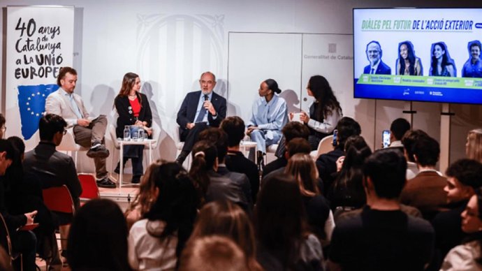 El conseller de Unión Europea y Acción Exterior de la Generalitat, Jaume Duch, en el ciclo de conversaciones 'Diàlegs pel Futur'