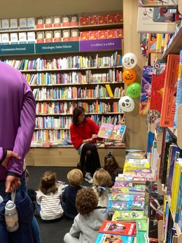 Vallsur acoge el viernes 20 de marzo el cuentacuentos accesible ‘Colache y la magia de sus oídos’