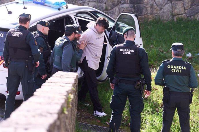 El detenido por el crimen machista de Pedreña pasa a disposición judicial, en el Tribunal de Instancia de Medio Cudeyo, a 18 de marzo de 2026, en Valdecilla, Cantabria (España). 