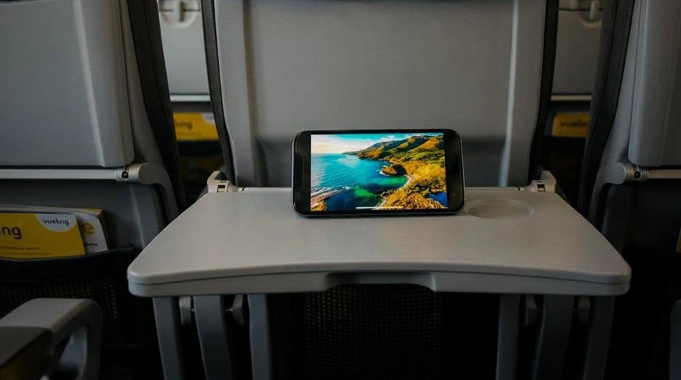 Pantalla a bordo de un avión
