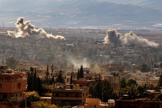 Archivo - Imagen de archivo de la humareda tras un ataque israelí contra Líbano.