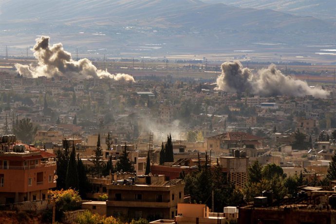 Archivo - Arquivo - Imagem de arquivo da fumaça após um ataque israelense contra o Líbano.