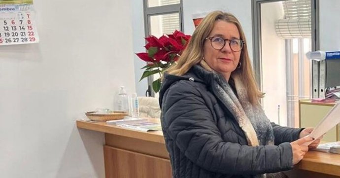 La portavoz del Grupo Socialista en el Ayuntamiento de Beas, Rosa Tirador.