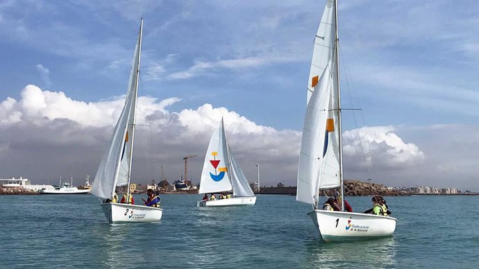 La Generalitat convoca el programa d'estiu de les activitats nàutiques 'A la Mar 2026'