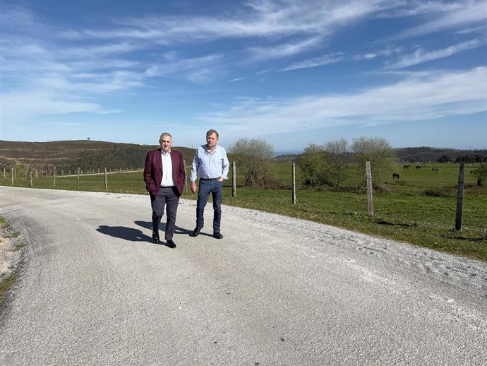 La renovación de 14 kilómetros de tuberías en Valdáliga concluirá "en las próximas semanas"