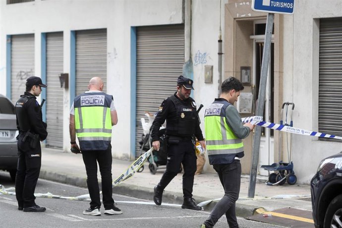 Policías acordoan a zona após unha liorta entre dúas familias en Lugo.